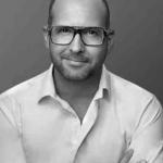 Damien - Sr Fashion Designer 2D/3D - DA - Consulting