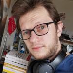 Axel - Journaliste - Rédacteur (Print & Web), Correcteur, Auteur
