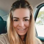 Nina - Social Media Manager