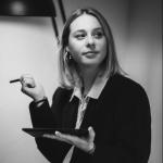 Alice - Directrice Artistique, Graphiste et Webdesigner