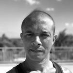 James - Designer Graphique Senior et Directeur Artistique