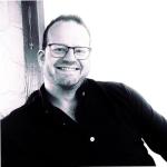 Cédric - Apporteur d'affaire, community manager, téléprospection BtoB