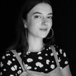 Capucine - Scénographe designer, graphiste