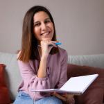 Mélina - Consultante communication & RP
