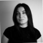 Elena - UGC Creator | Social Media Strategist