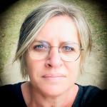 Elvina - Experte logistique et gestion administrative