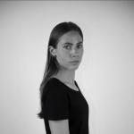 Julie - Architecte & Designer d’espace – Retail & Scénographie