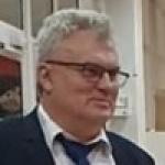 Tomasz - Chef de projet, expert en solutions IT pour la logistique.