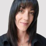 Coralie - Graphiste spécialisée Beauté & Bien-être