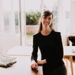 Laura - Consultante experimentée en marketing et communication