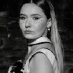 Louise - Styliste et communication globale