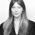 Anna - Traductrice - interprète juridique