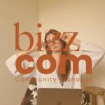 Clara - Community Manager