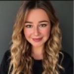 Laura - Social media manager, photographe pro & graphiste