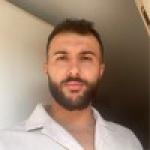 Louis - Community Manager