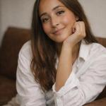 Anaïs - Directrice artistique & Brand Designer