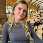 Alexandra - Graphiste et brand designer