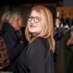 Caroline - Chargée de Communication et de Marketing Digital