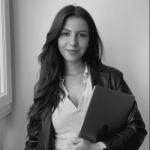 Julie - Community / Social Media Manager