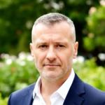 Sylvain - Consultant en stratégie, communication et outils IA