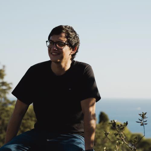 Lucas G. - Social Media Manager - Copywriter