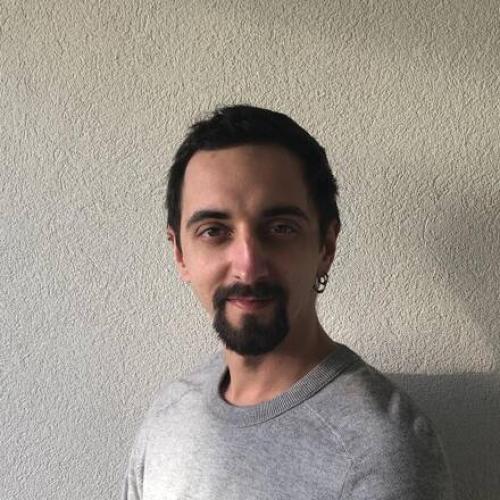Clément R. - Concepteur graphiste multimédia