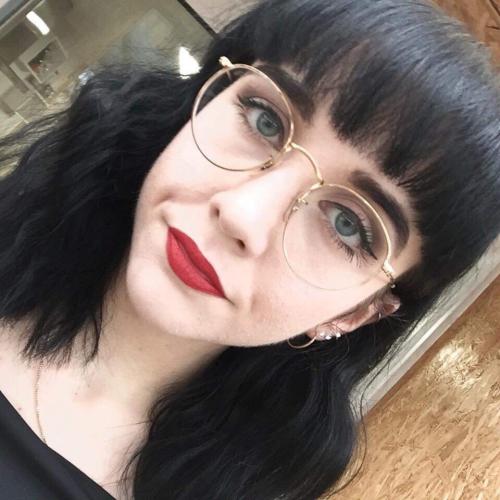 Coline L. - Rédactrice , pigiste, monteuse de vidéo et community manager