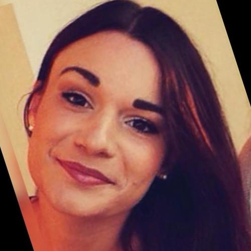 Camille B. - Community Manager