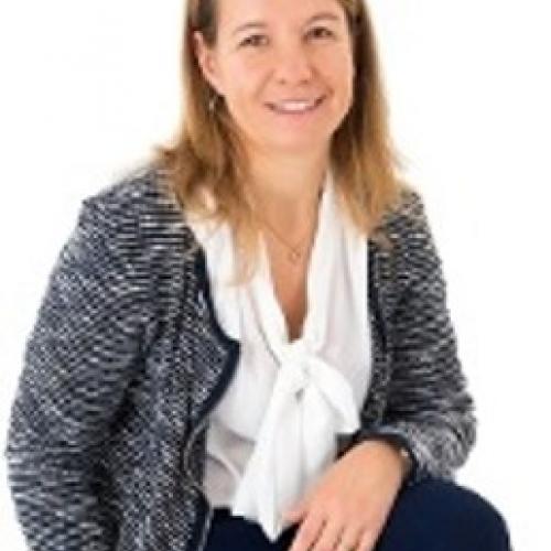 Christina D. - Gestionnaire administrative finance  et RH,