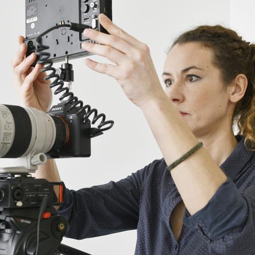 Elodie M. - Réalisatrice audiovisuelle, cadreuse, monteuse, photographe