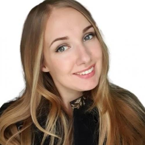 Anastasia G. - Consultante en communication et rédactrice web