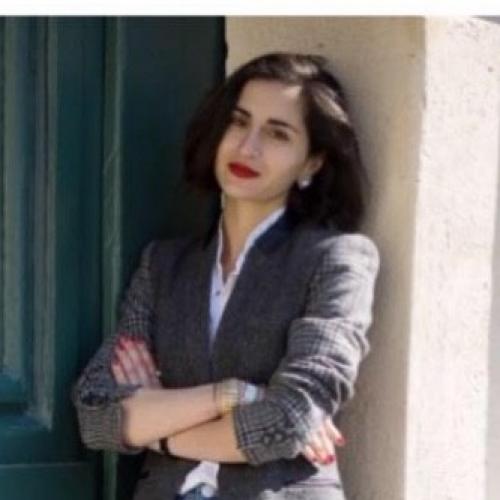 Mlle M. - - DIRECTRICE ARTISTIQUE -ILLUSTRATRICE - GRAPHISTE -
