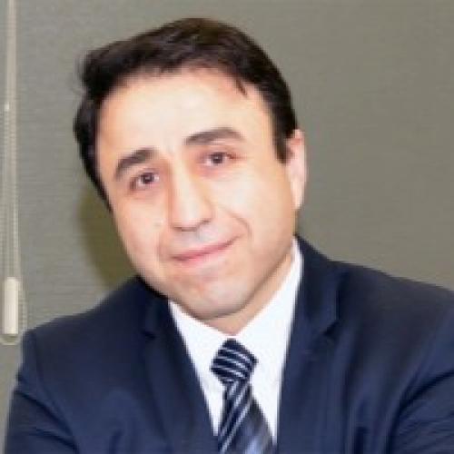 Ibrahim K. - Chef de projet et solutions digitales