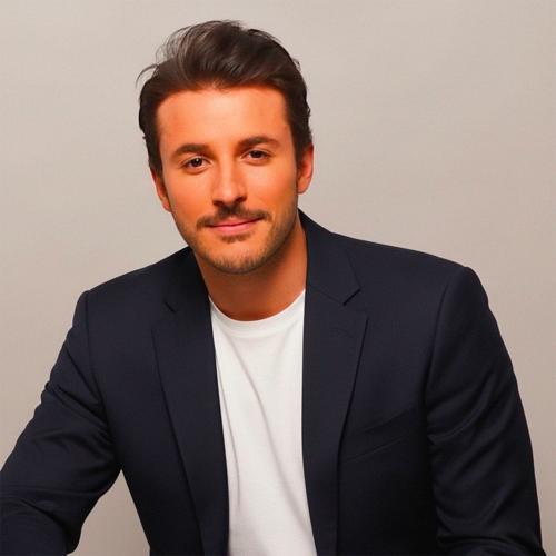 Charles G. - Directeur Marketing Digital / Acquisition