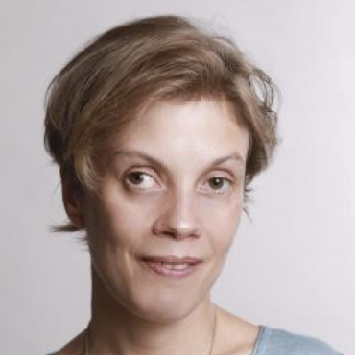 Charlotte L. - Community Manager, communication digitale