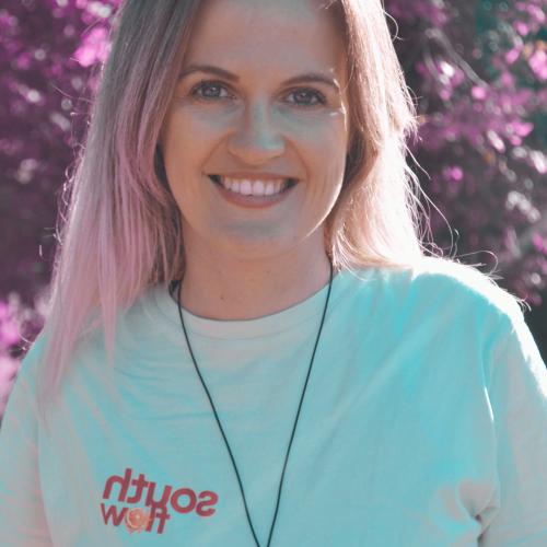 Charline M. - Community manager - Chargée d'études marketing