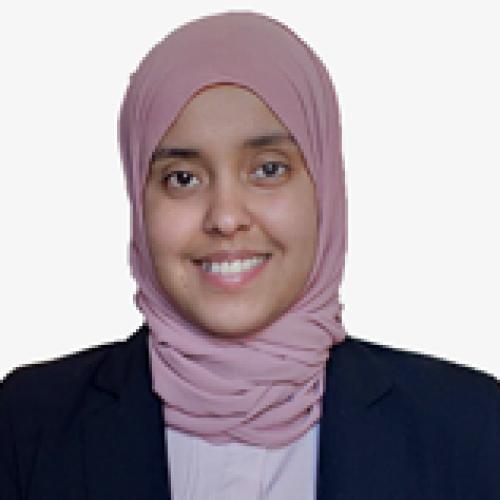 Mariam D. - Social Media Manager