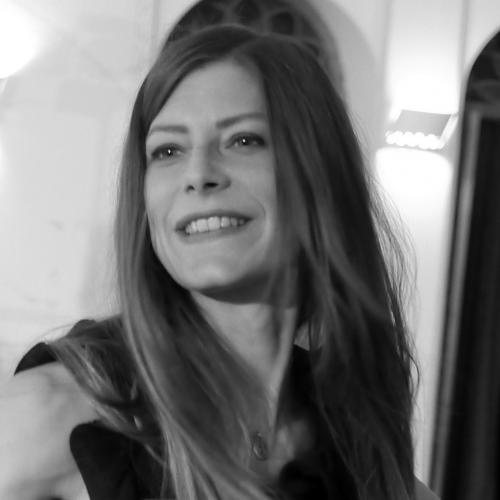 Helene A. - Styliste et DA E-commerce luxe