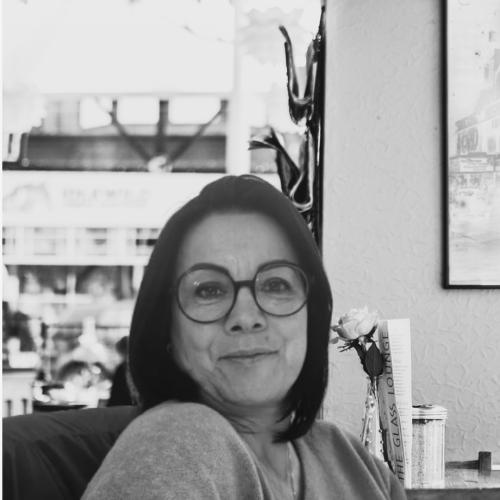 Élisabeth R. - Assistante administrative technique