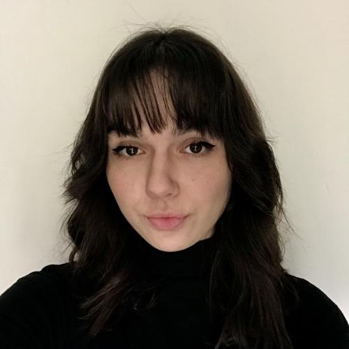 Justine T. - Photograph - directrice Artistique