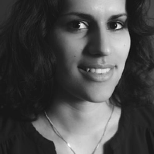 Farah F. - Consultante éditoriale, rédactrice web & social media