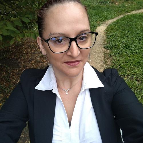 Elodie L. - Assistante de Direction / Office Manager