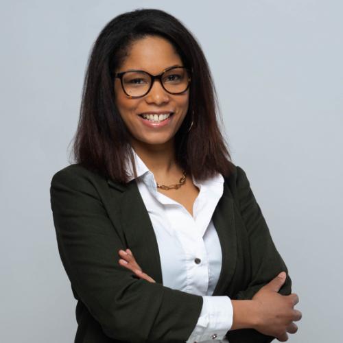Corinne P. - Assistante de Direction et Assistante Juridique