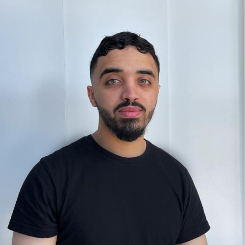 Yassine M. - Community management & contenue éditoriale