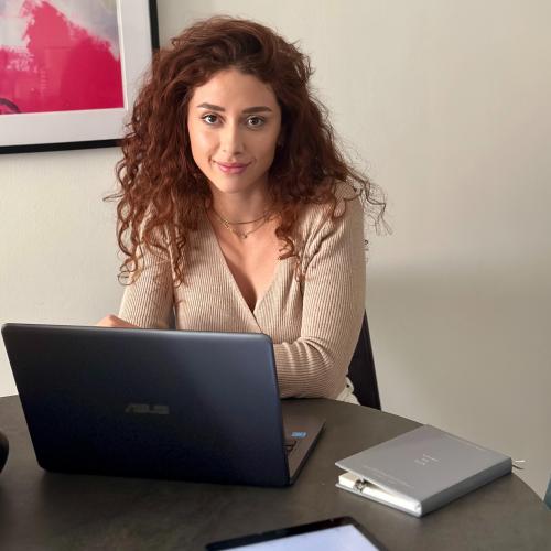 Marika M. - Assistante digitale spécialisée webmarketing & communication