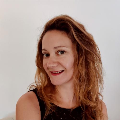 Marie G. - Sémiologue - Consultante marketing et communication