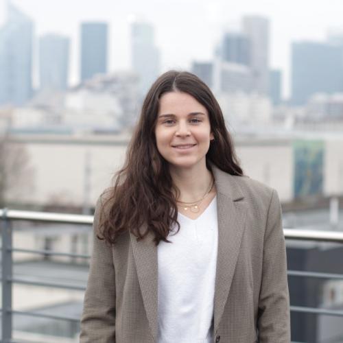 Olivia A. - Community Manager