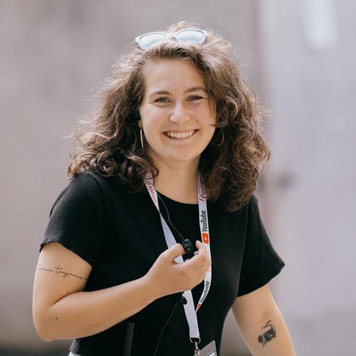 Adria D. - Assistante administrative