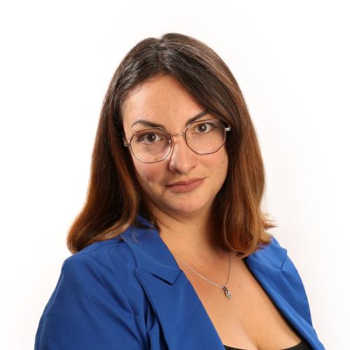 Daphné G. - Rédactrice, correctrice et transcriptrice