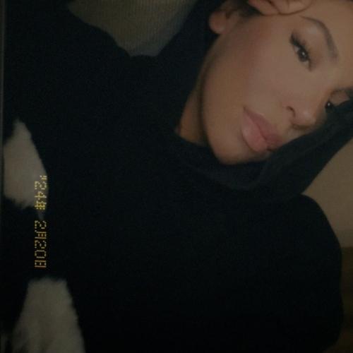 Cheima G. - Graphiste DA